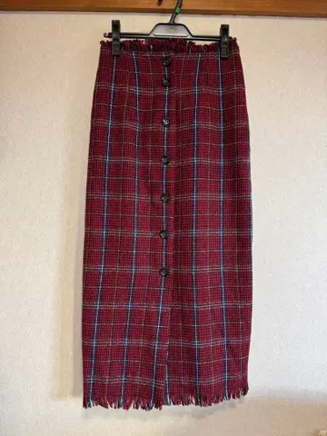 w closet 빨간색과 파랑 체크 타이트 스커트
