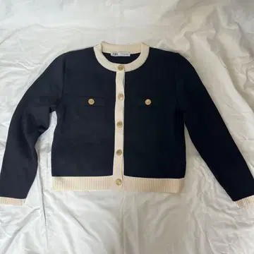 ZARA 블랙 바이컬러 가디건 골드 버튼 M