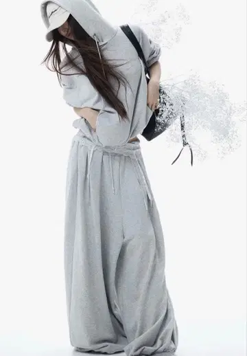 theredthread tucked sweat 셋업