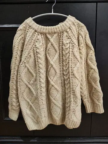 Birthdayroom 로우 게이지 케이블 니트