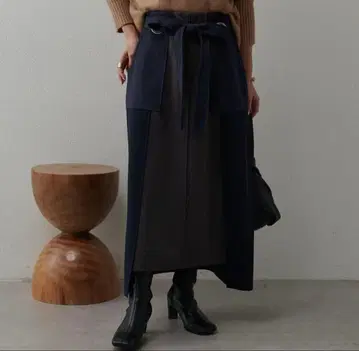 [JENA의 스테디셀러] 멜톤 리본 본딩 스커트