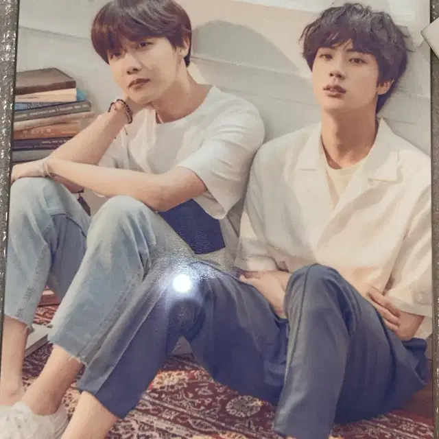 방탄소년단 2018 오,늘 전시회 액자 (진, 제이홉 버전)