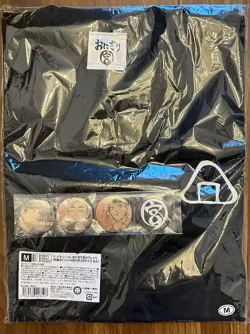 [하이큐] 오니기리궁 T셔츠 캔뱃지 4개 포함 M사이즈