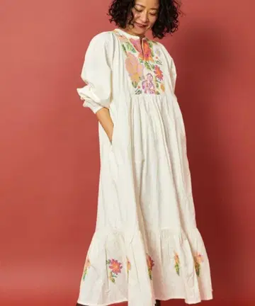 Freada/프리다 보태니컬 무늬 크로스 스티치 원피스