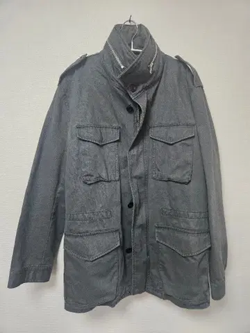 그레이 밀리터리 자켓 퀼팅