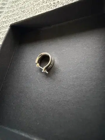 jouete 한쪽 귀걸이 실버