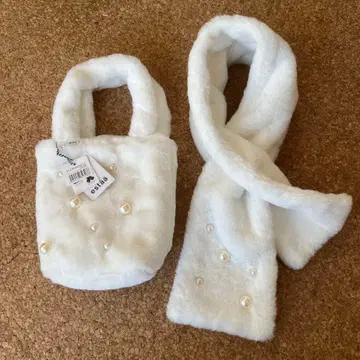 estaa 백 & 머플러 BIG 펄 화이트 화이트 퍼 크리스마스