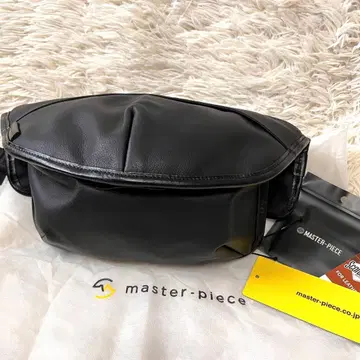 컨디션 최상 마스터피스 슬링백 방수 페이스 가죽 블랙