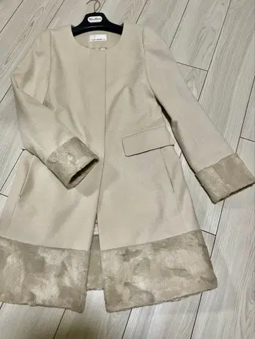 [ 새상품급 ] 엠프리미어 블랙 롱 코트 34 사이즈