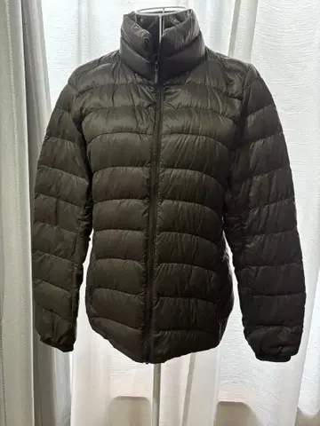 UNIQLO 유니클로 울트라 라이트 다운 자켓 M 올리브 카키