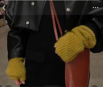 AMERI VINTAG MOHAIR KNIT ARM WARMER