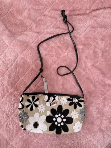 Think Bee! 싱크비 숄더백 플라워 꽃