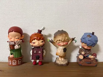 POPMART 피규어 4개 세트