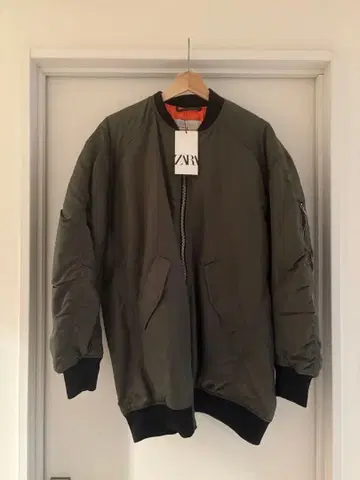 ZARA MA-1 스타일 자켓 XS-S