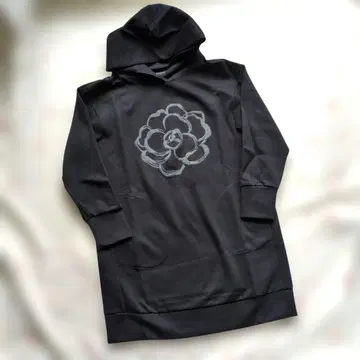 새상품 잉게보그 후드 부착 까멜리아 롱 트레이닝복