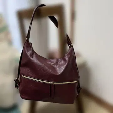 Catherine F. 버건디 백팩