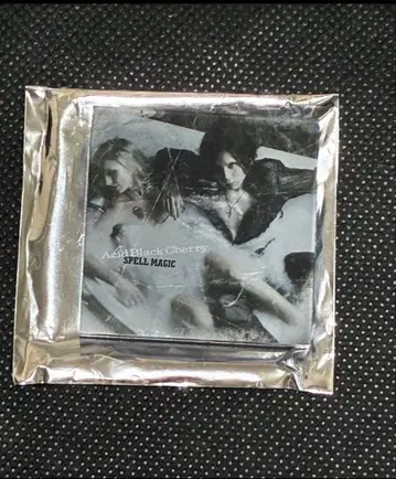 Acid Black Cherry의 아크릴 마그넷 SPELL MAGIC