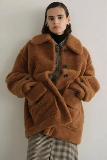 CLANE RIDGE POCKET BOA OVER COAT Size 2