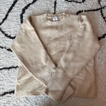 U by SPICK & SPAN 베이지 긴팔 니트