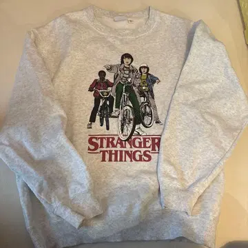 GU 기묘한 이야기 헤비 웨이트 맨투맨 풀오버