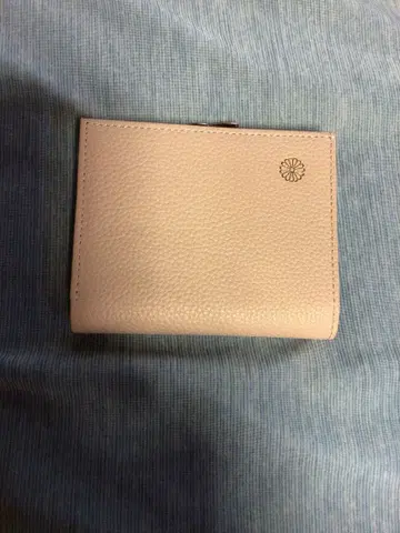 미사용 새상품 황궁 지갑 핑크 베이지 이단 접이식 지갑 가마구치