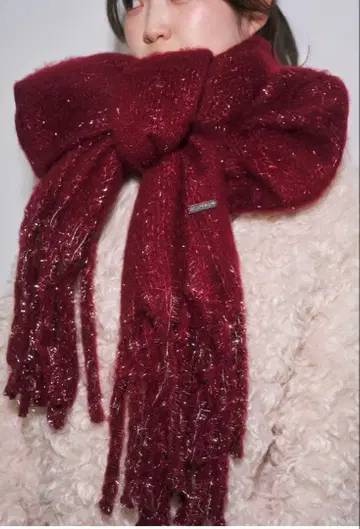 멜로우네온 mellowneon 글리터 라메 볼륨 머플러 보르도