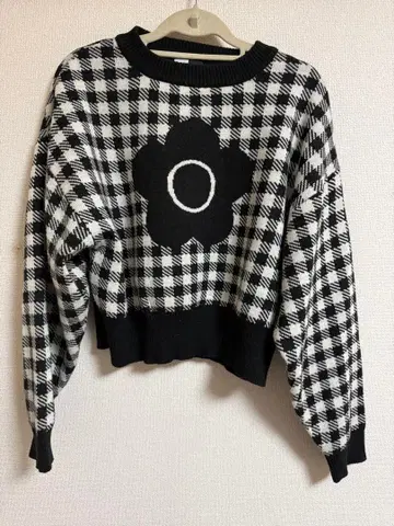 MARY QUANT 체크 무늬 꽃 모티브 니트