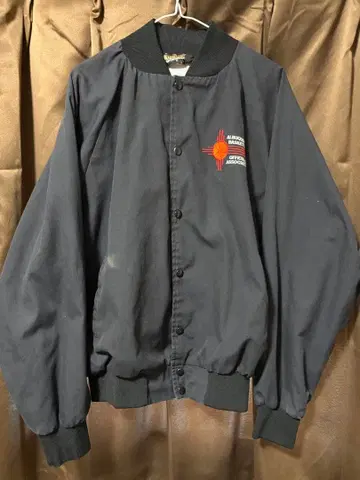 블랙 봄버 자켓 자수 로고 포함