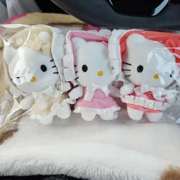 헬로키티 봉제 인형 3개 세트