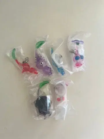 피크민 메지루시 액세서리 적자색, 파랑, 깃털, 바위, 화이트 6개 세트