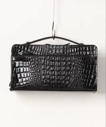 블랙 크로커다일풍 소가죽 클러치백