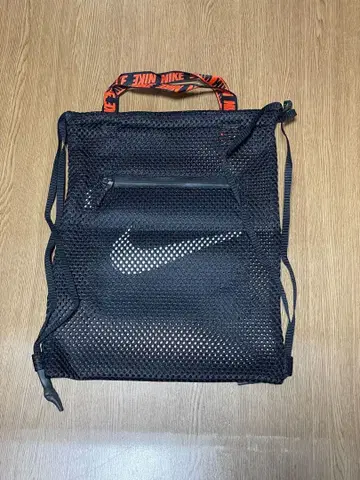 나이키 메쉬 백팩 블랙