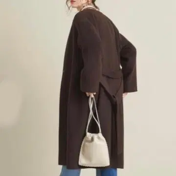 새상품급 뷰티&유스 MANTECO 노카라 벨트 롱 코트 브라운 XS