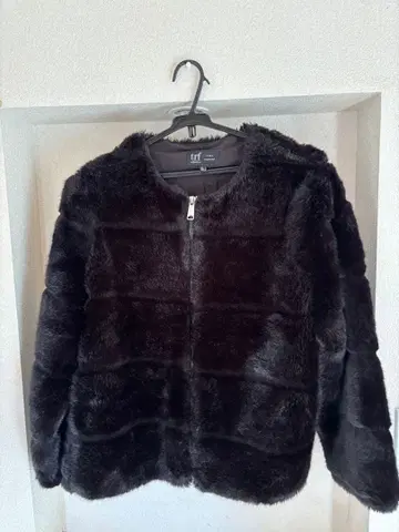 블랙 퍼 집업 아우터