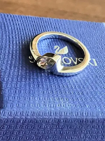 SWAROVSKI 스와로브스키 반지 [14호] 실버 컬러