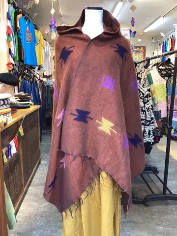 브라운 후드 부착 판초