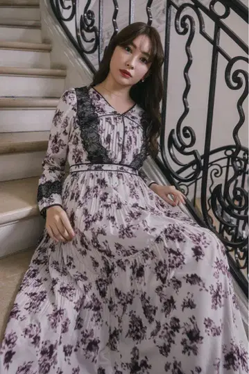 herlipto Grasse Floral Pleated Dress