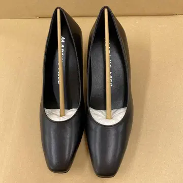 블랙 가죽 스틸레토 펌프스