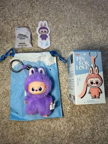 정품 POPMART 러브브 PIN FOR LOVE 키링 T