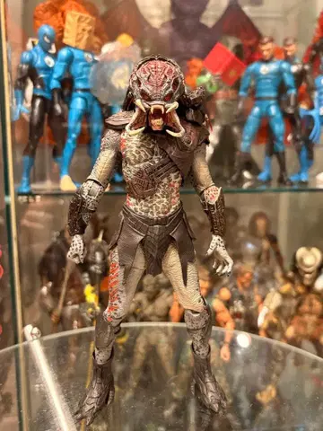 NECA 프레데터 버서커 프레데터 언마스크