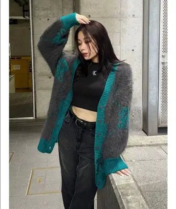 리버서블 니트 가디건 EVRIS