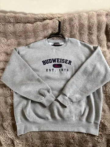 Budweiser EST. 1876 그레이 맨투맨