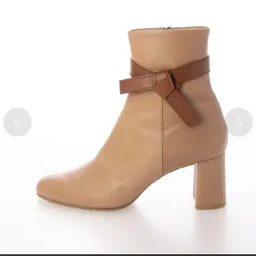 리본 달린 숏부츠