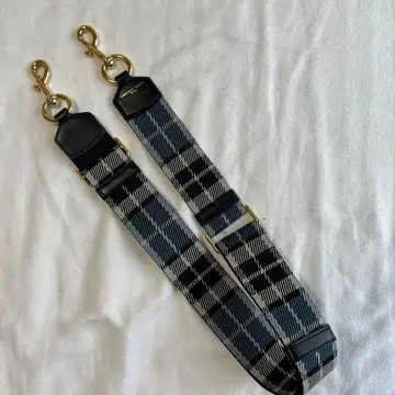 MARC JACOBS 체크 무늬 스트랩