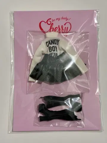 bemybabycherry 체리 오다니미유키 아웃핏