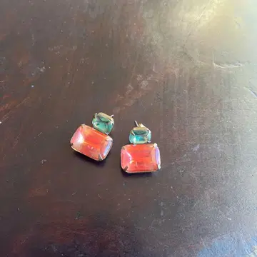 DELUXE 코스튬 주얼리 귀걸이