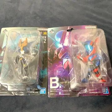 BM 피규어 가면라이더 빌드&크로즈 피규어 세트