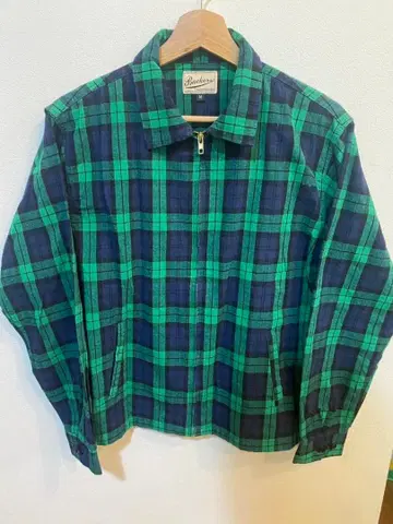 체크 셔츠 구제 의류