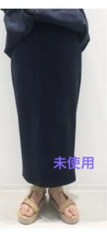 라빠르망에서 구매! 아메리카나 맨투맨 스커트