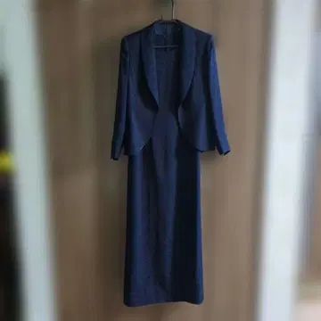 네이비 꽃무늬 세레모니 수트